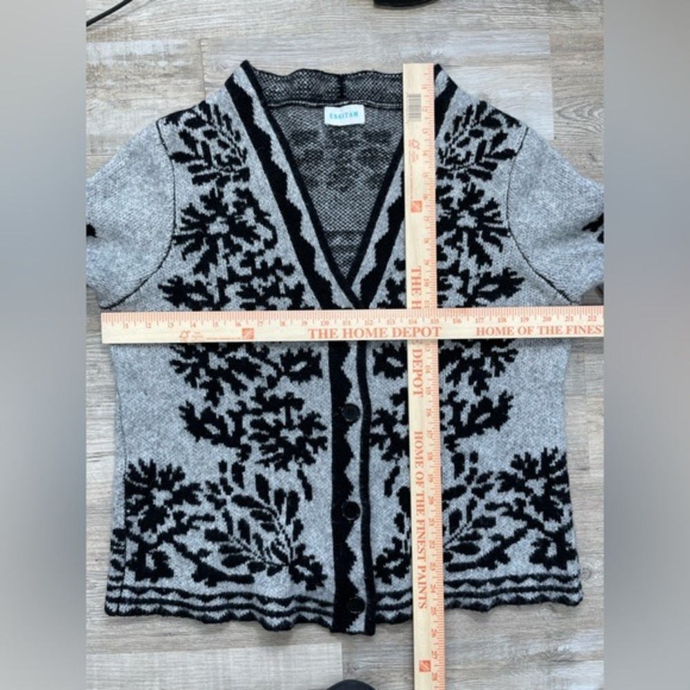 Wool Blend Essitam Zora Mexico Cardigan W/ M Grey Black Floral Knit LN/NWOT - Picture 9 of 10
